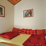 Beautiful Home In Cervar Porat With Kitchen