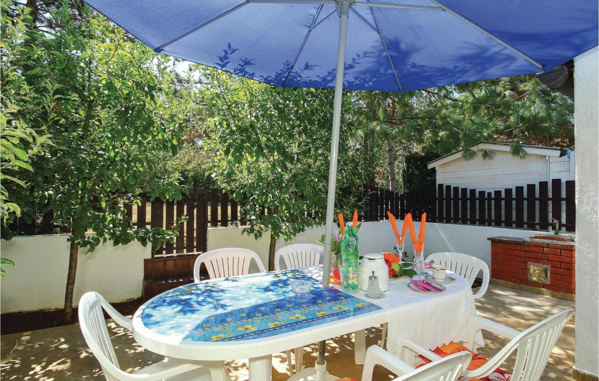 Beautiful In Cervar Porat With Kitchen * Poreč