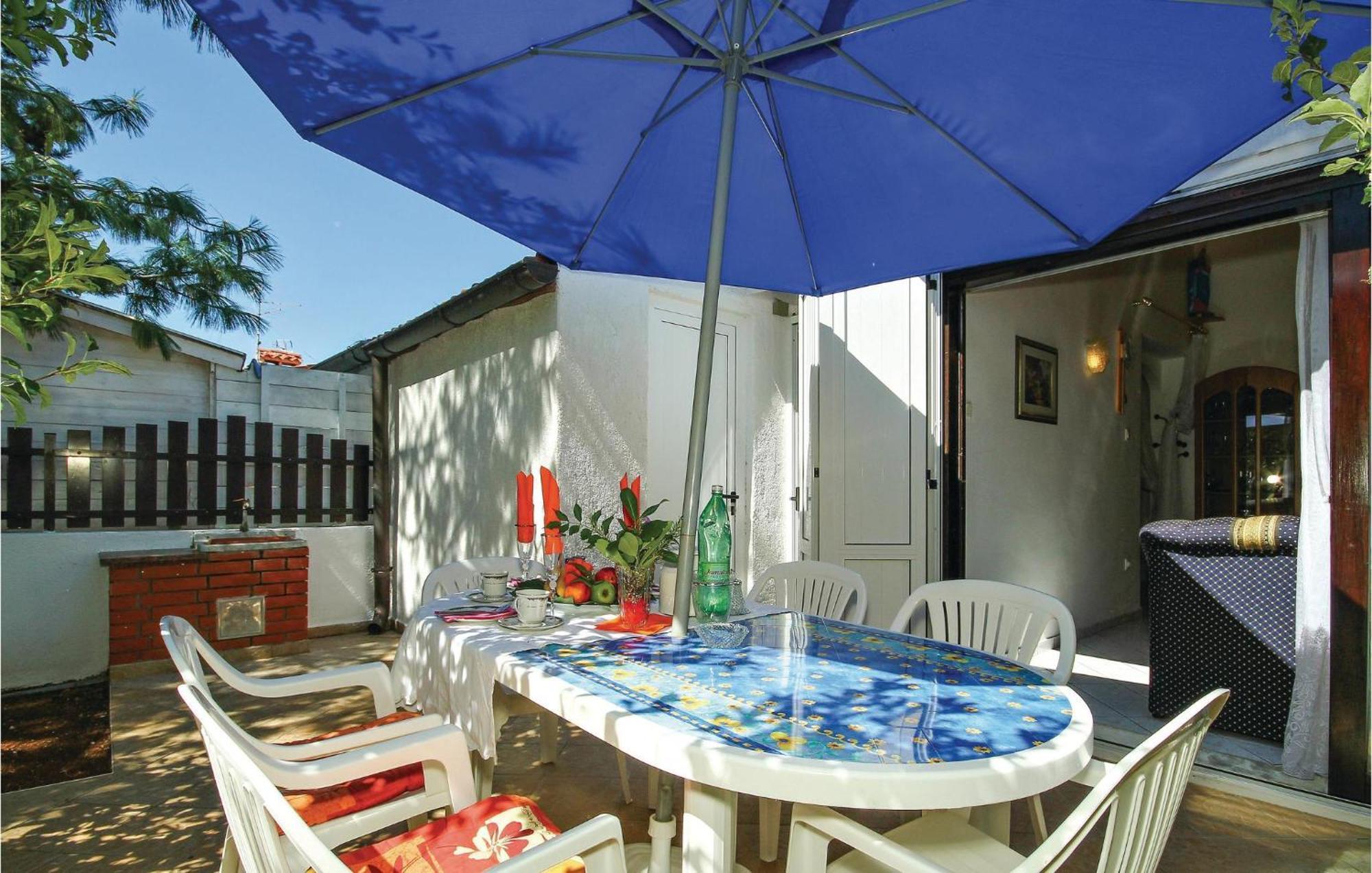 Vikendica Beautiful In Cervar Porat With Kitchen Porec